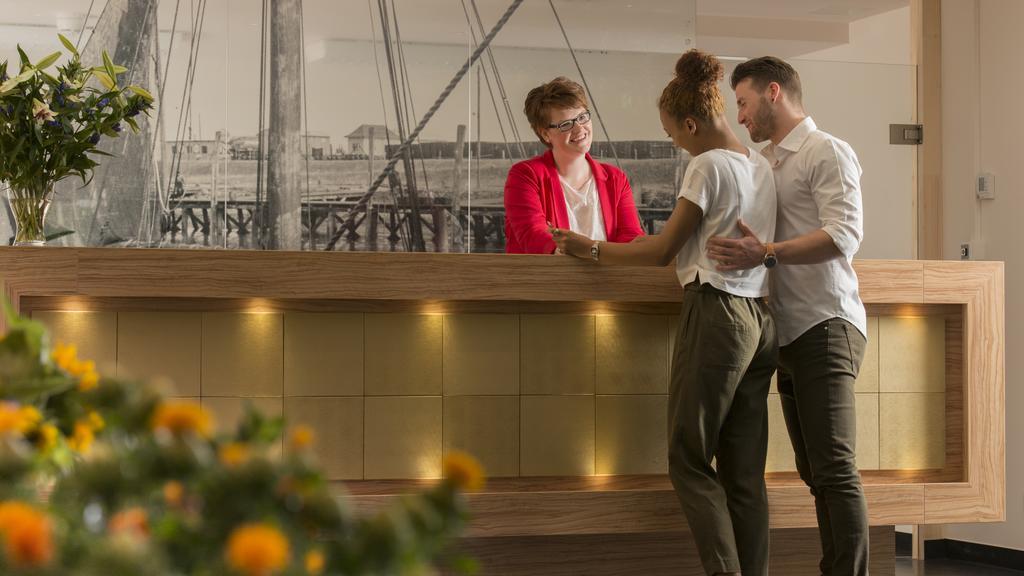 Hotel Hafen Buesum ภายนอก รูปภาพ