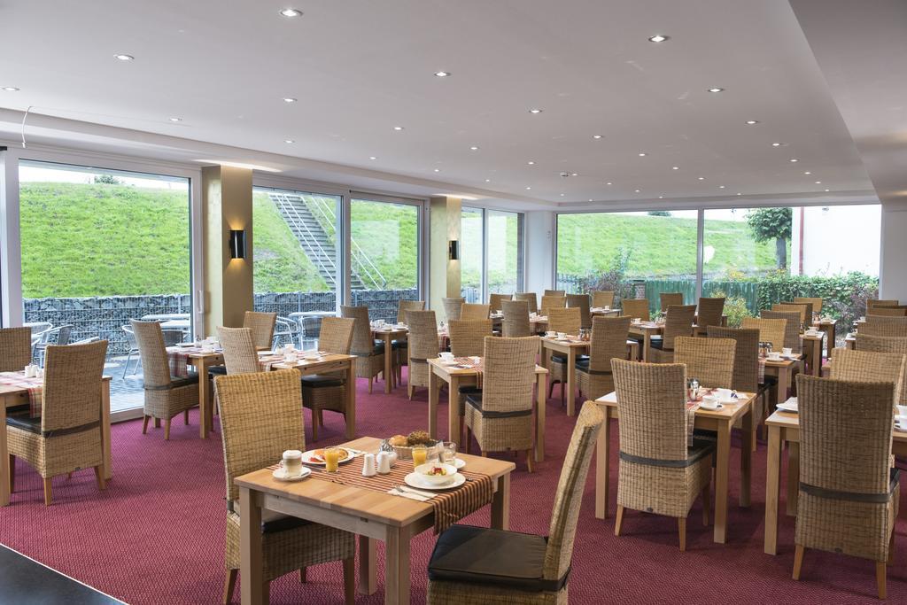 Hotel Hafen Buesum ภายนอก รูปภาพ