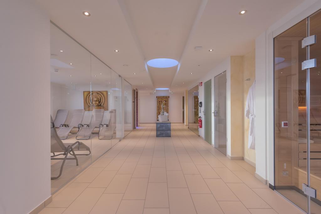Hotel Hafen Buesum ภายนอก รูปภาพ